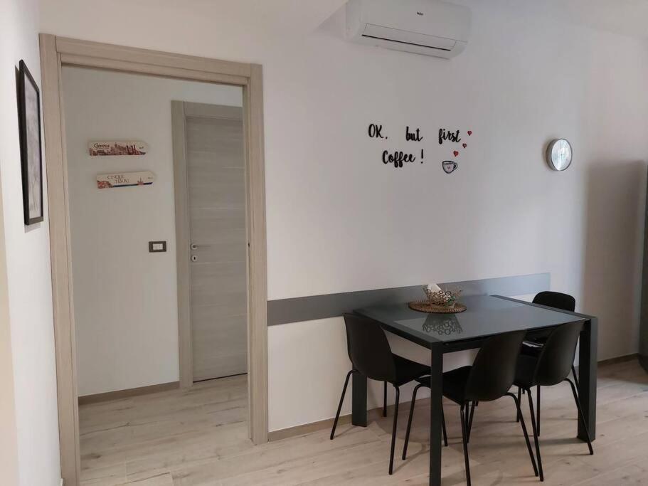Titti'S House - Parcheggio Custodito In Garage Gratis Genoa Luaran gambar